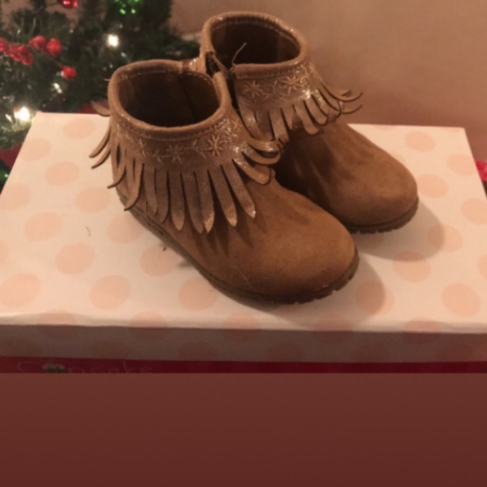 Brown boots